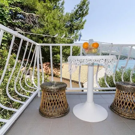 Daniela - Double With Balcony And Sea View Apartman Mlini